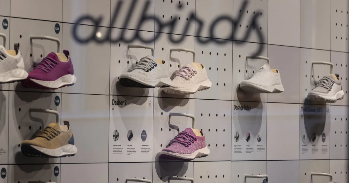 Allbirds passe des chaussures à l'IA : +721% en Bourse