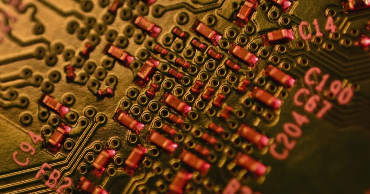 GPU : une architecture de recherche accélérerait l'IA de 1,8 à 2,25 fois (simulation)