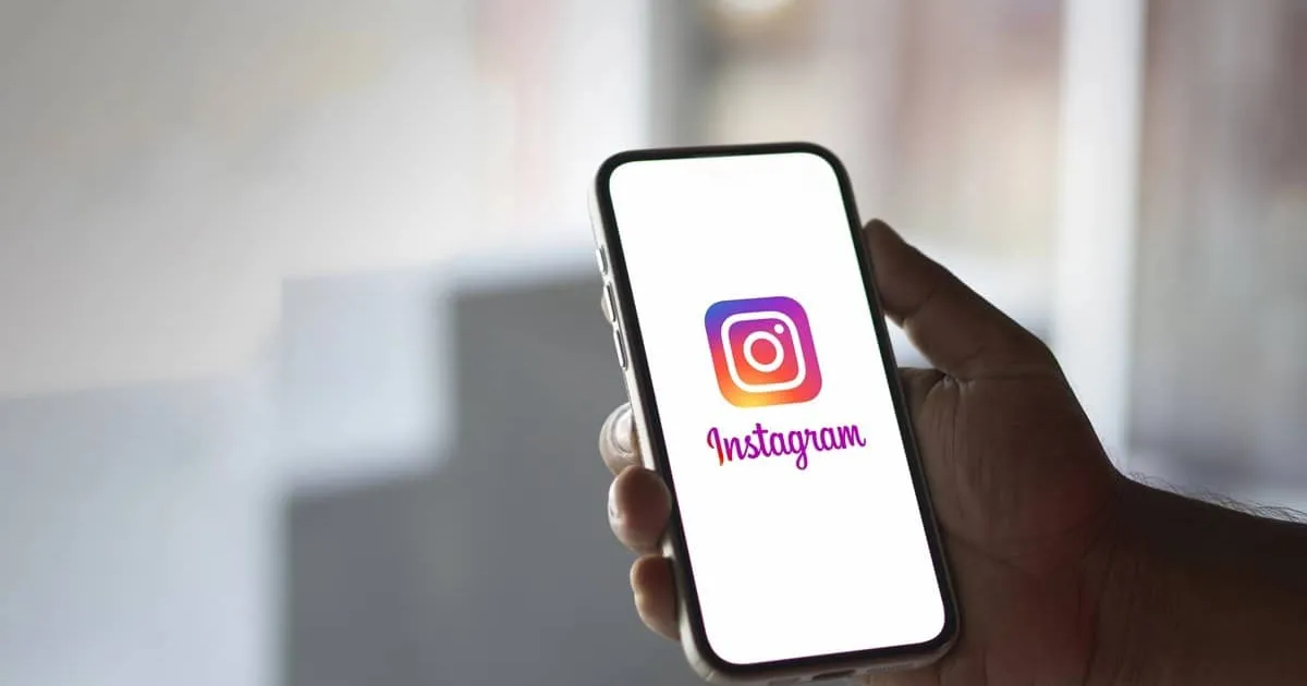 Instagram teste un label pour signaler les contenus générés par IA