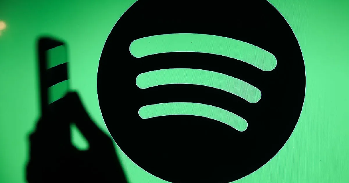 Spotify lance des podcasts générés par IA